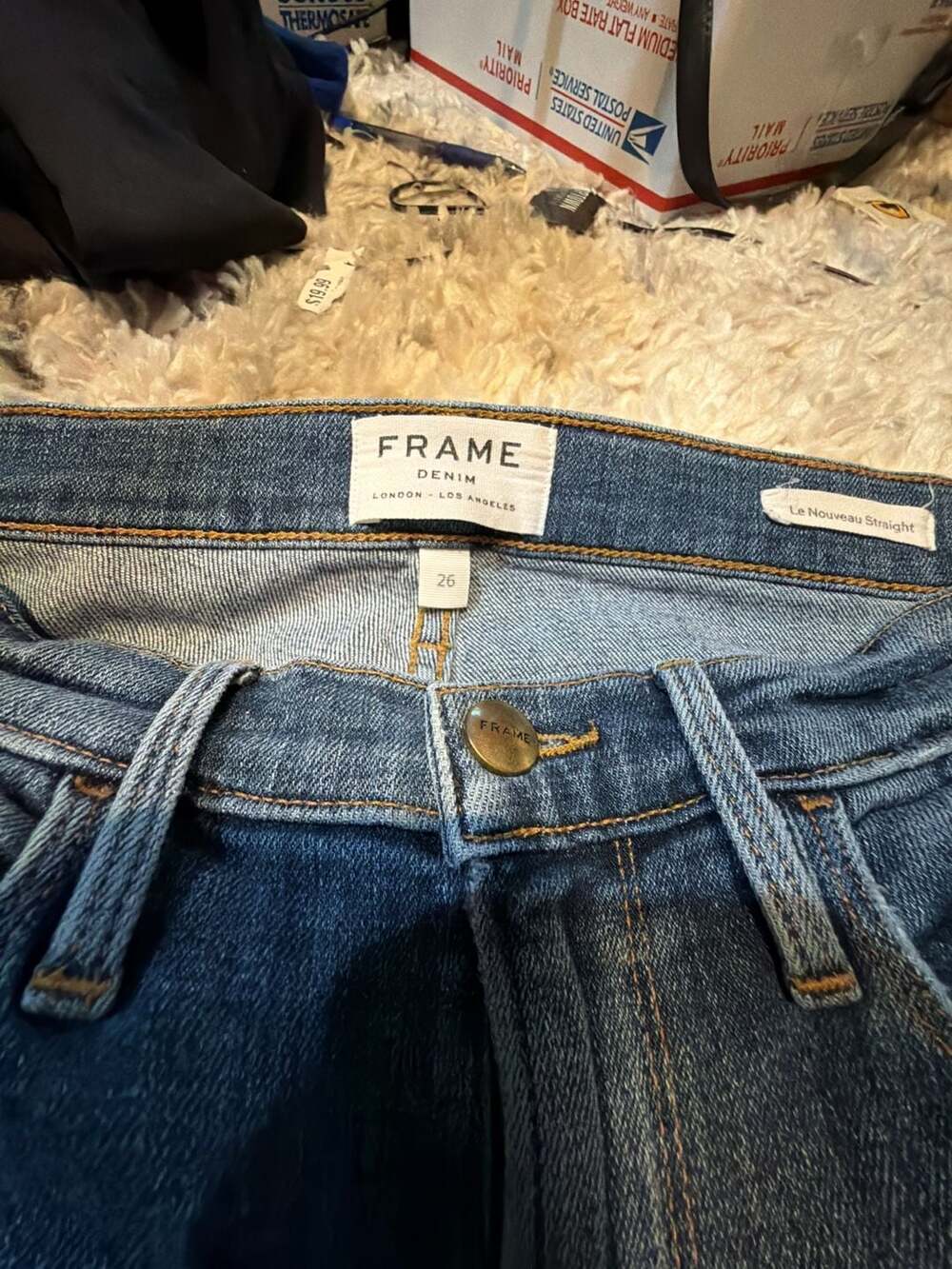 Frame Denim - Picture 4 of 6